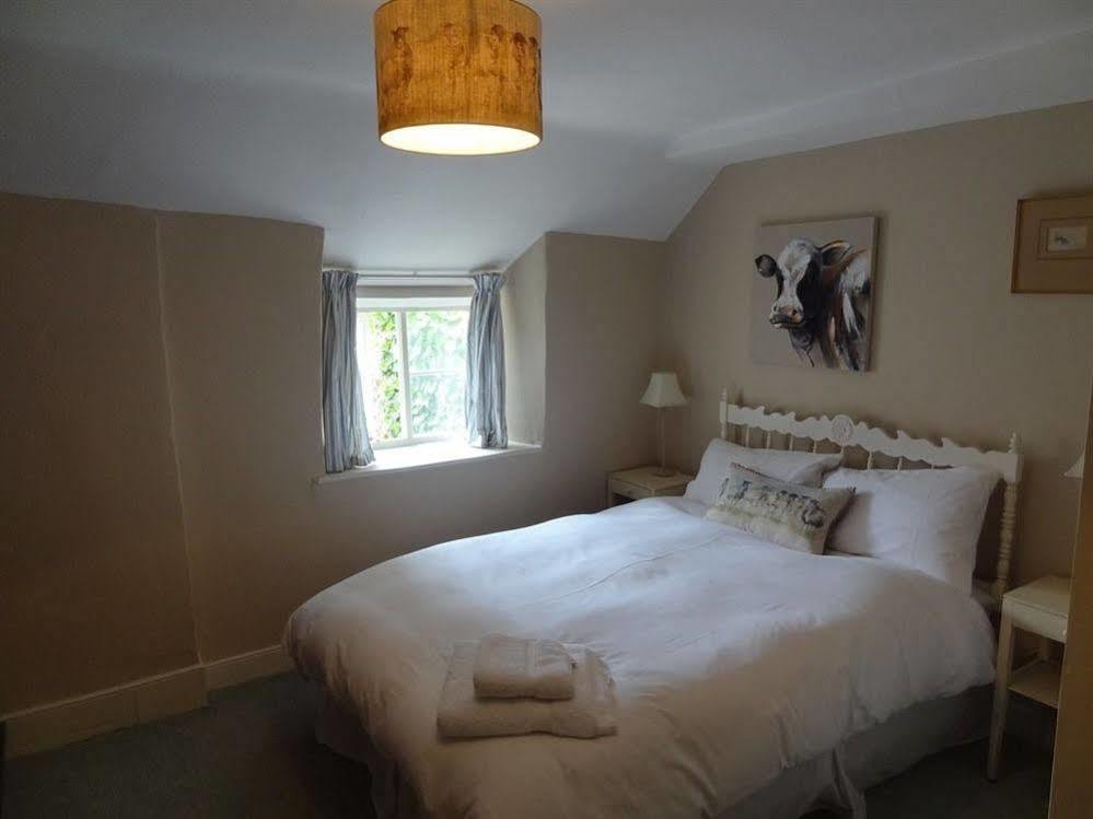 Huxham Farmhouse Bed and Breakfast East Pennard Eksteriør billede