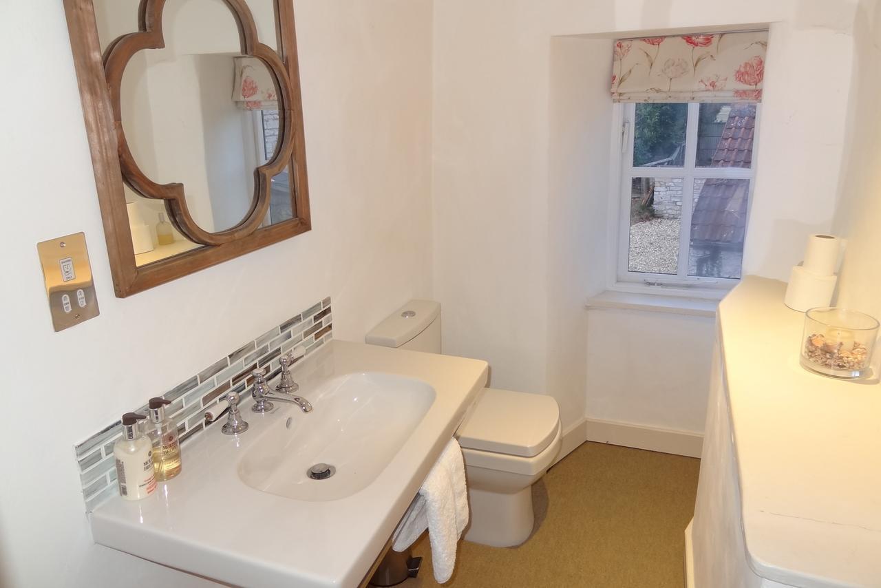 Huxham Farmhouse Bed and Breakfast East Pennard Eksteriør billede