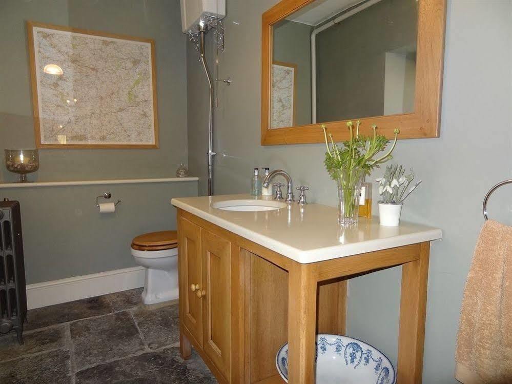 Huxham Farmhouse Bed and Breakfast East Pennard Eksteriør billede