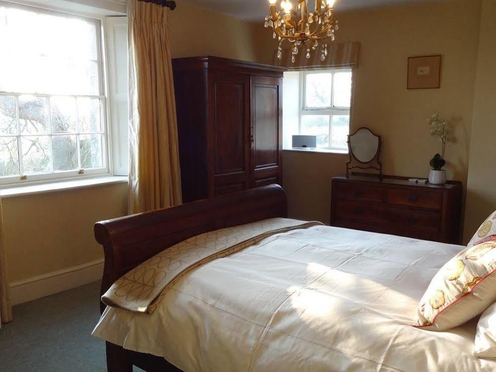 Huxham Farmhouse Bed and Breakfast East Pennard Eksteriør billede
